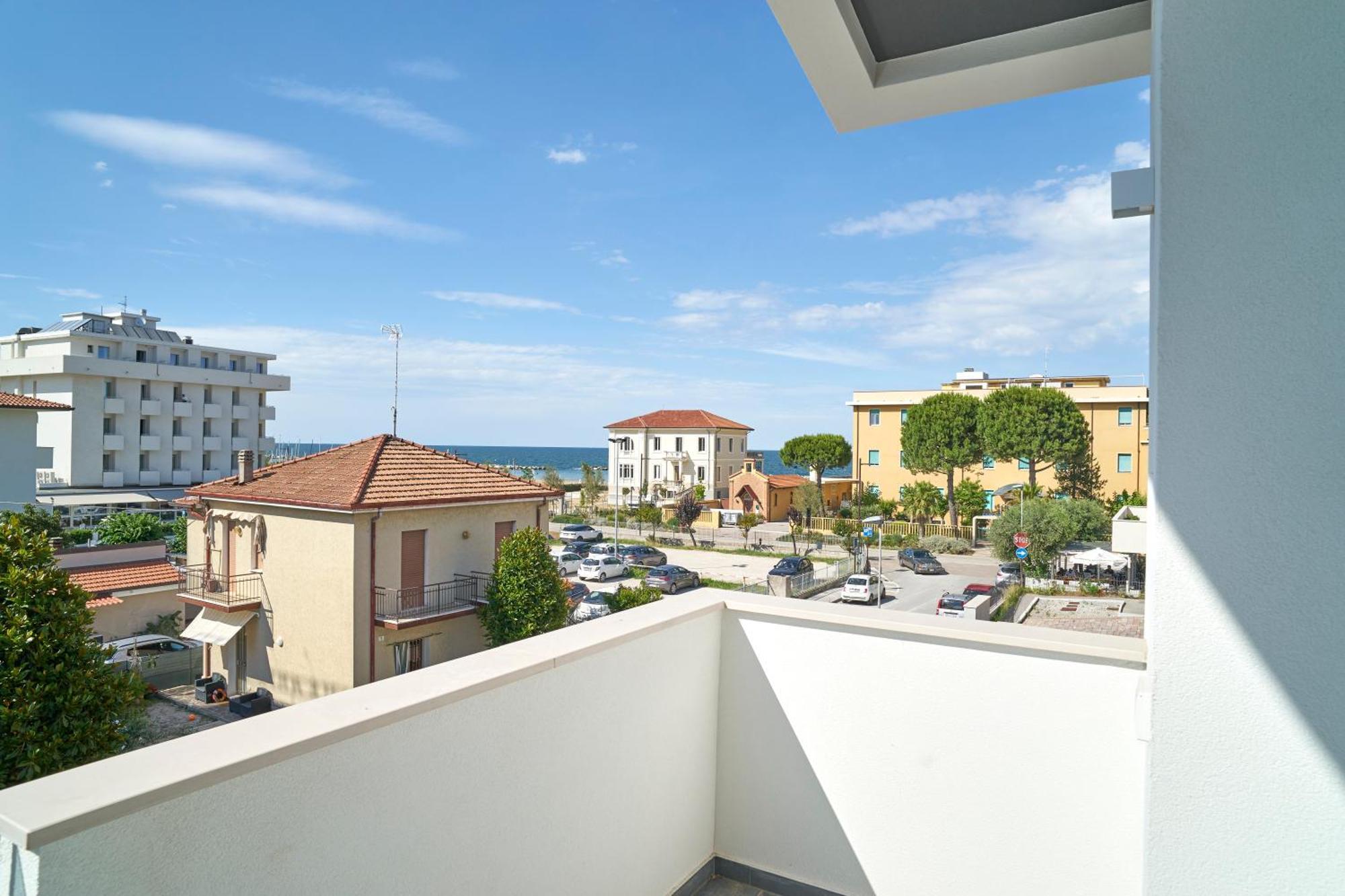 Villa Borghesi Suites Fronte Mare リミニ エクステリア 写真